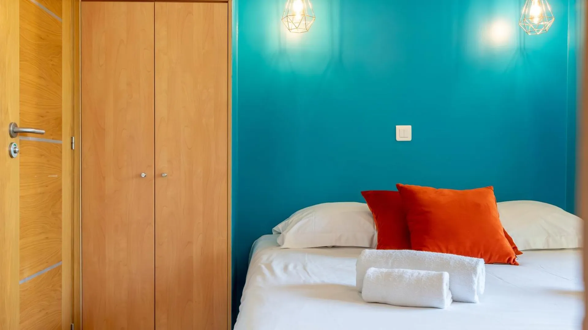 Les 15 Pins & La Mer -Your Green Getaway Near Sea & Beach Antibes