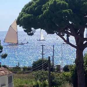 & Salle De Bain Privative ,bord De Mer, Vue , Private & Bathroom, Seaside, Sea View Alloggio in famiglia