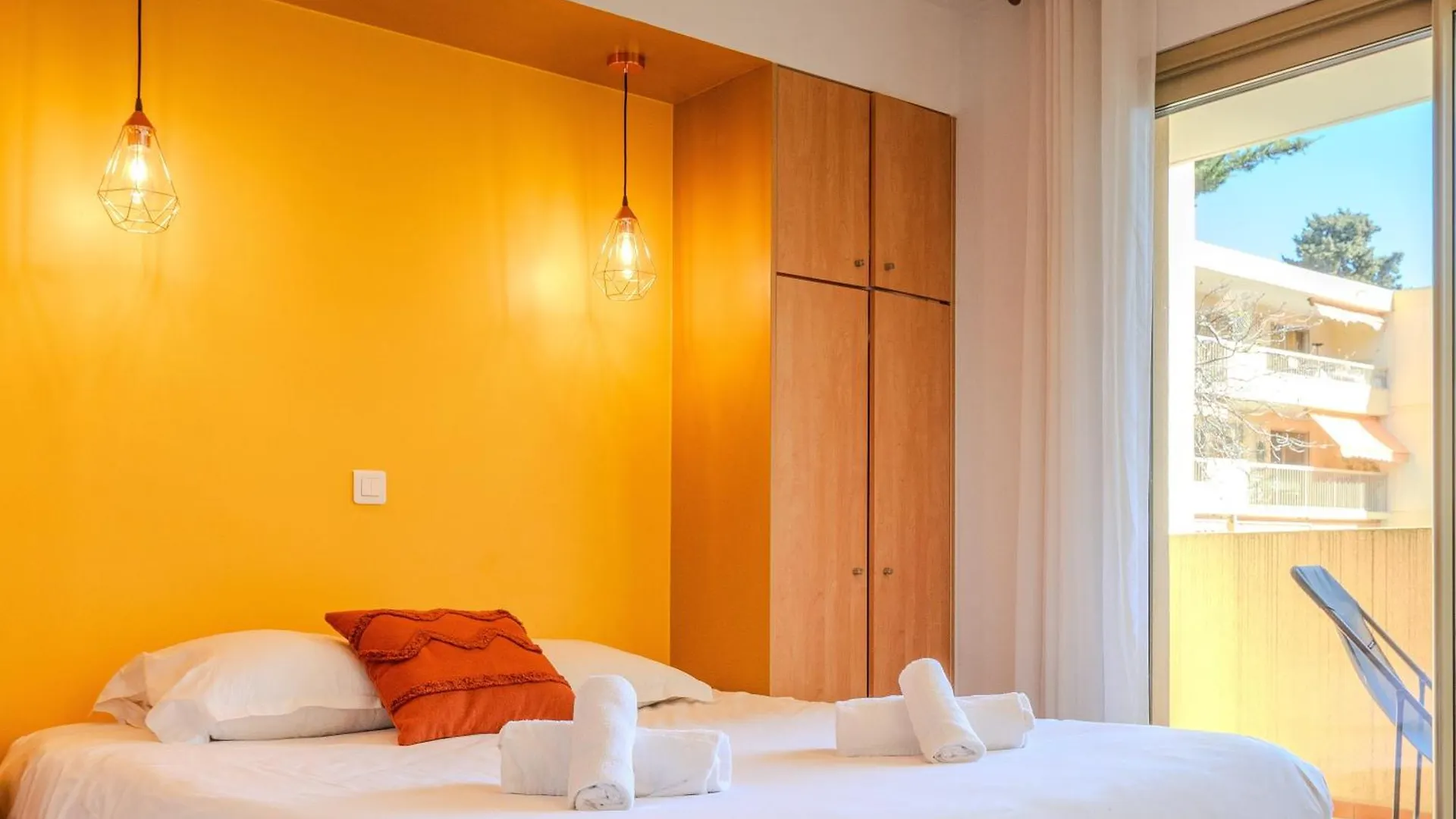 Les 15 Pins & La Mer -Your Green Getaway Near Sea & Beach Antibes Apartmán