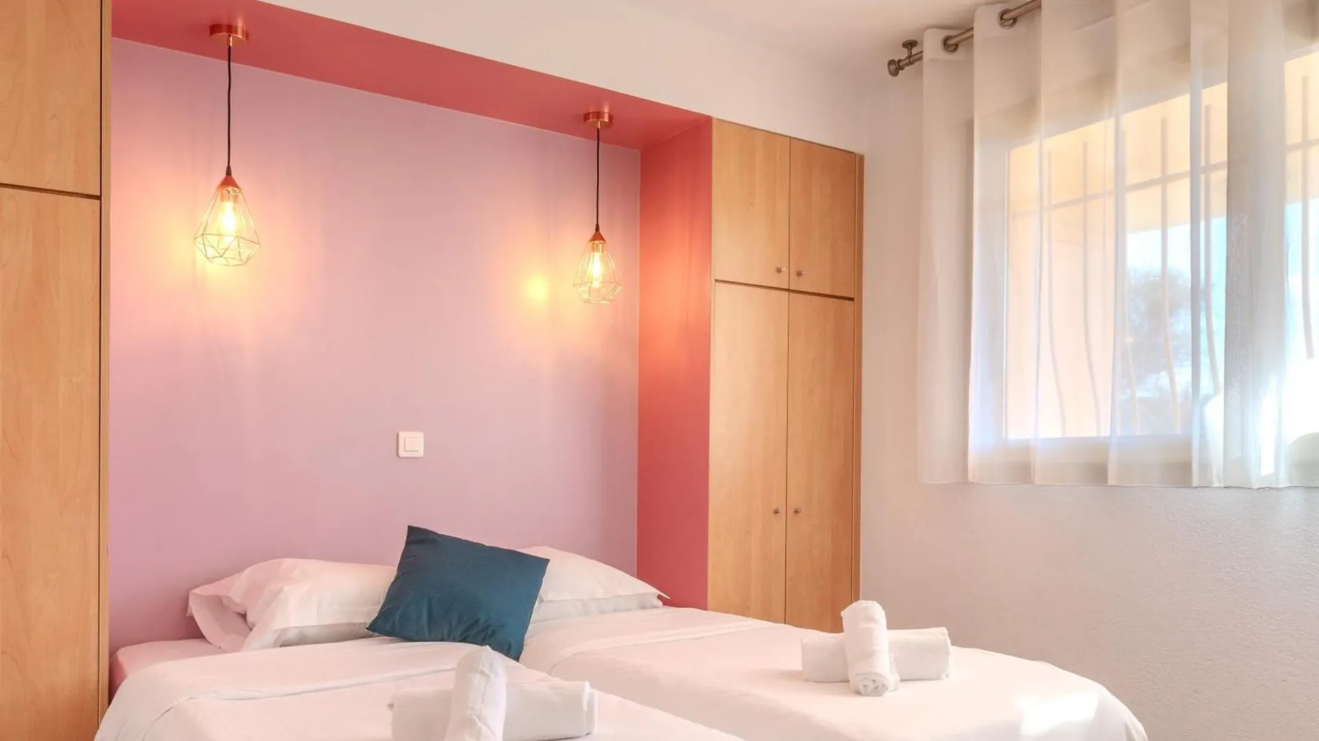Les 15 Pins & La Mer -Your Green Getaway Near Sea & Beach Antibes 0*,