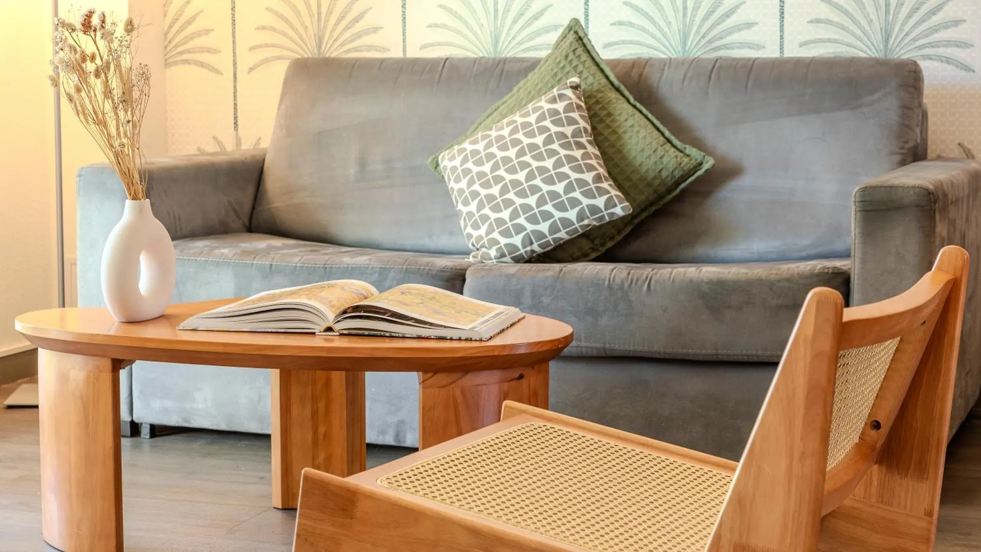 Apartmán Les 15 Pins & La Mer -Your Green Getaway Near Sea & Beach Antibes Francie